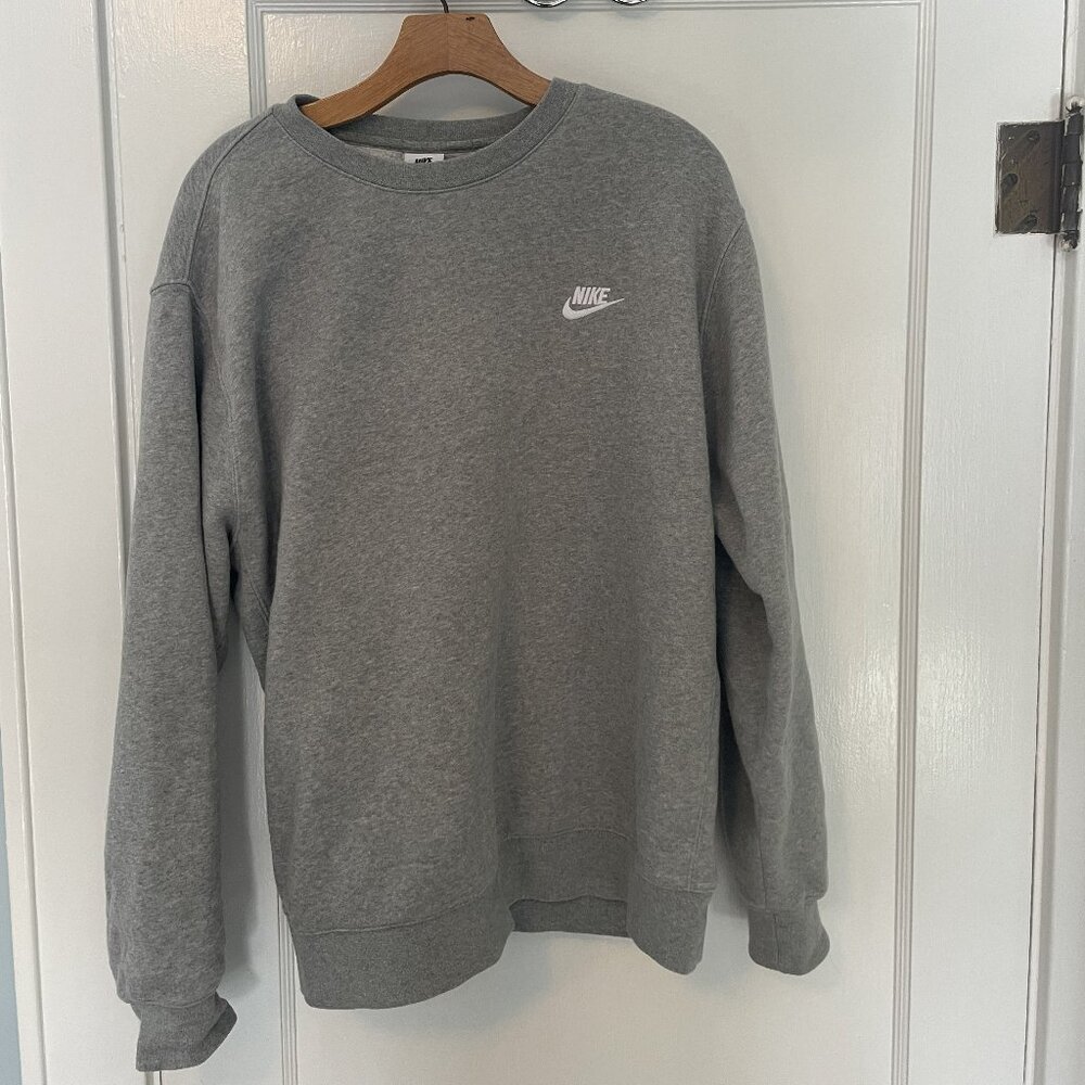 Mens Nike Sportswear Club Fleece Size Large Color Gray